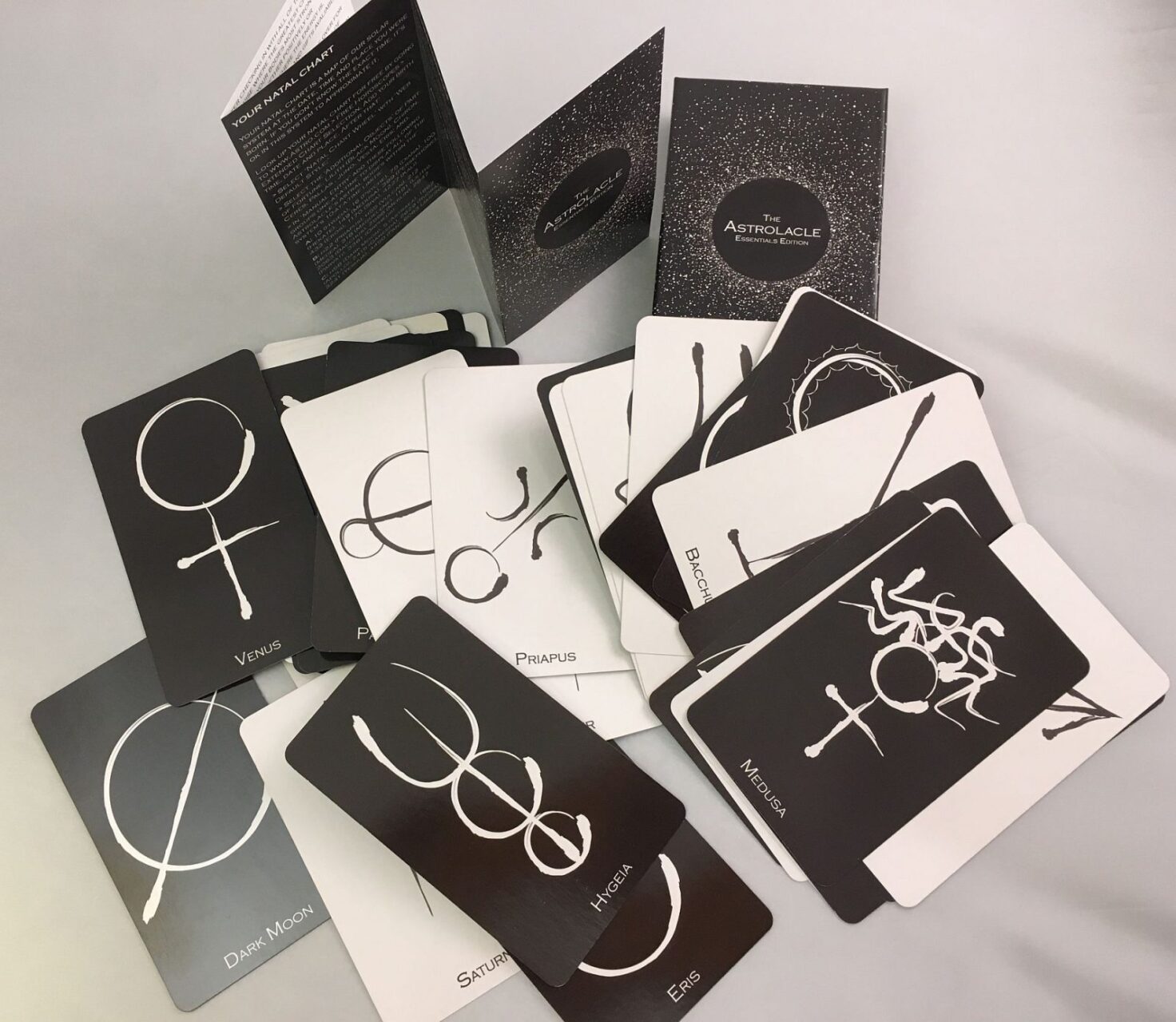 The Astrolacle Cards